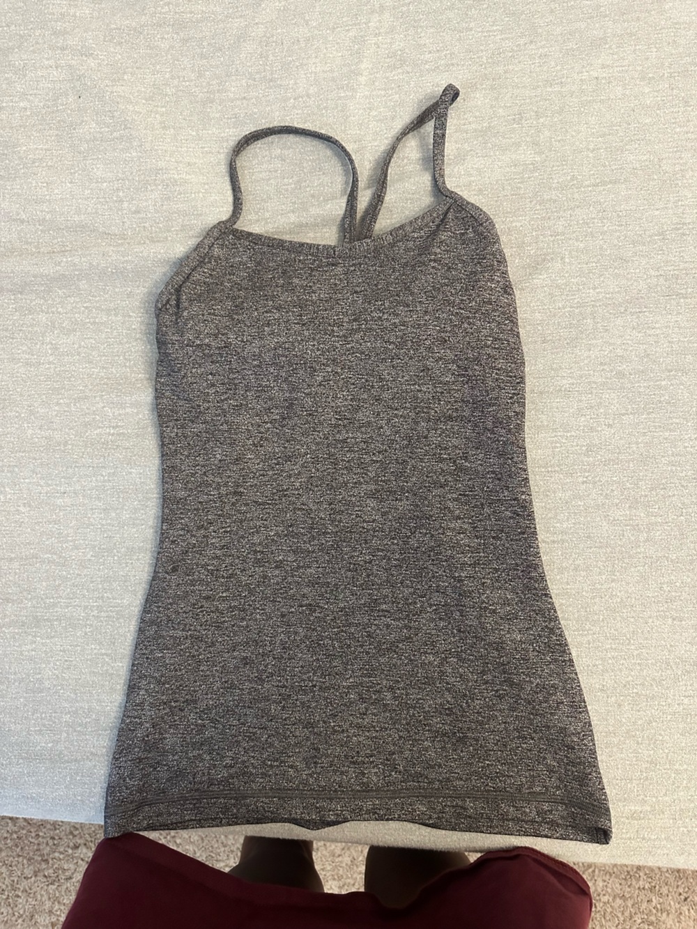 Lulu Gray Heather Slim Fit Spaghetti Strap Tank Top built in bra size 4